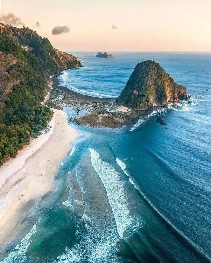 Surving G-Island